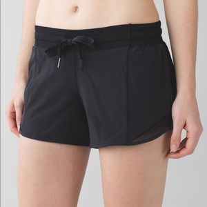 Lululemon Black Hottyy hot shorts